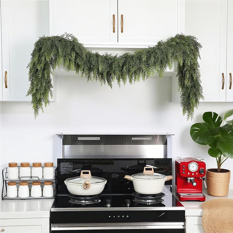 Lush Cedar Pine Garland